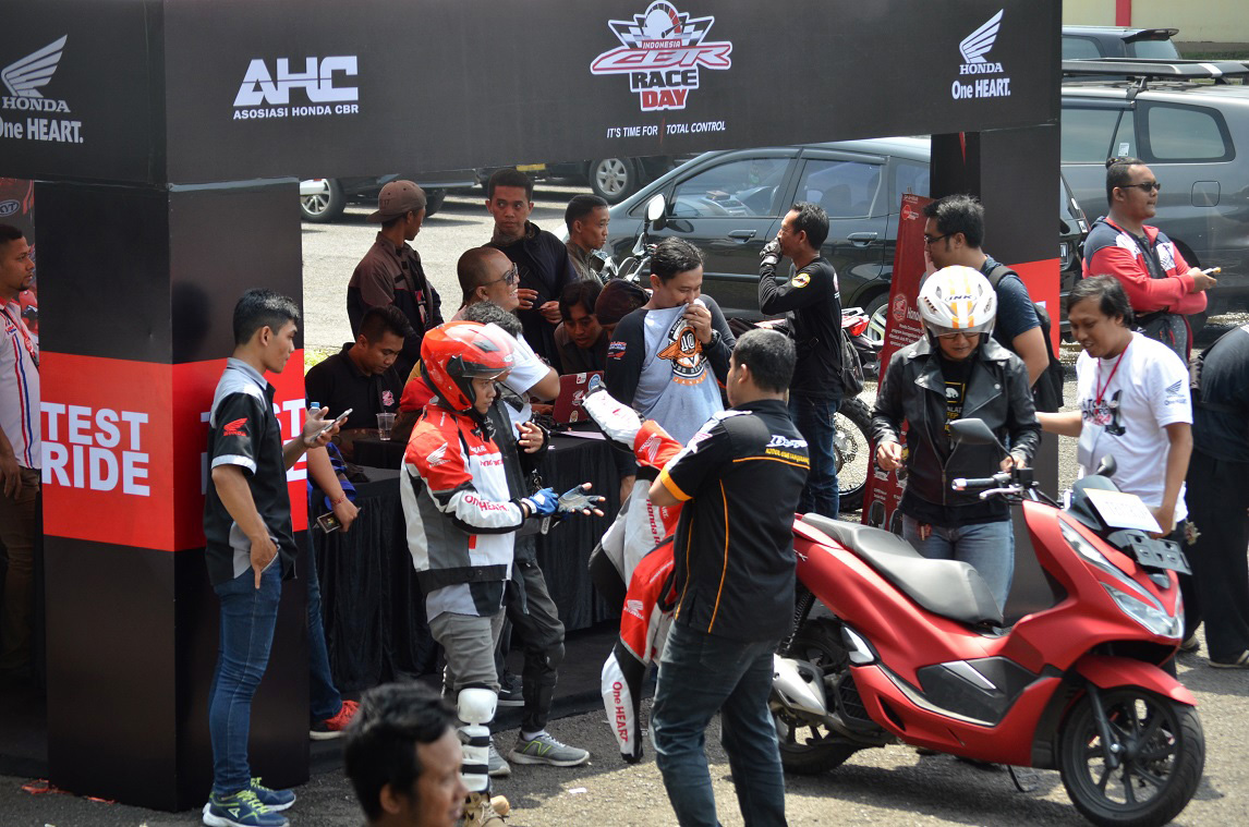 Honda Beri Wadah Balap Komunitas CBR