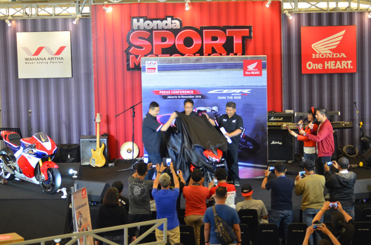 Honda Sport Motoshow 2018 Kenalkan Produk Impian Penggemar Tipe Sport