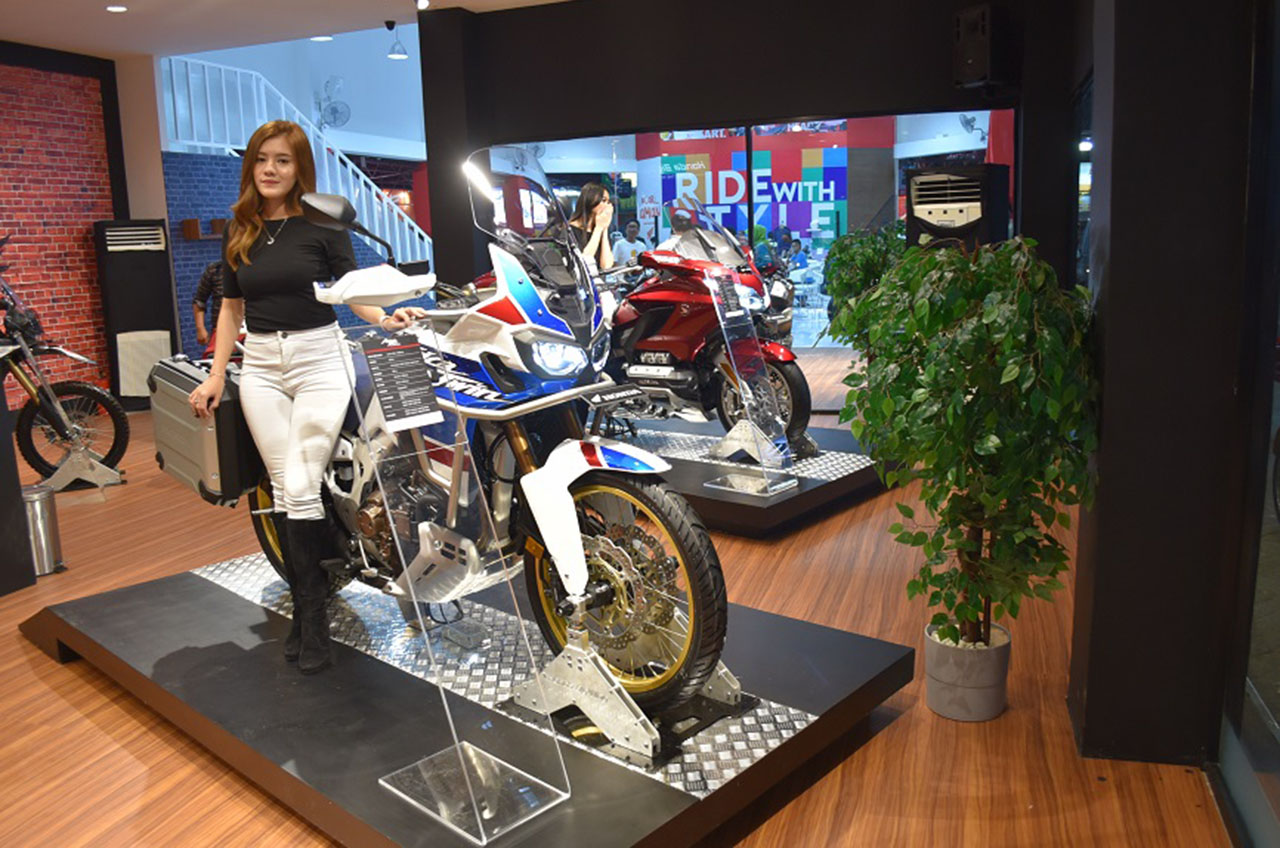 Promo Dan Hadiah Menunggu Konsumen Honda Di Jakarta Fair Kemayoran