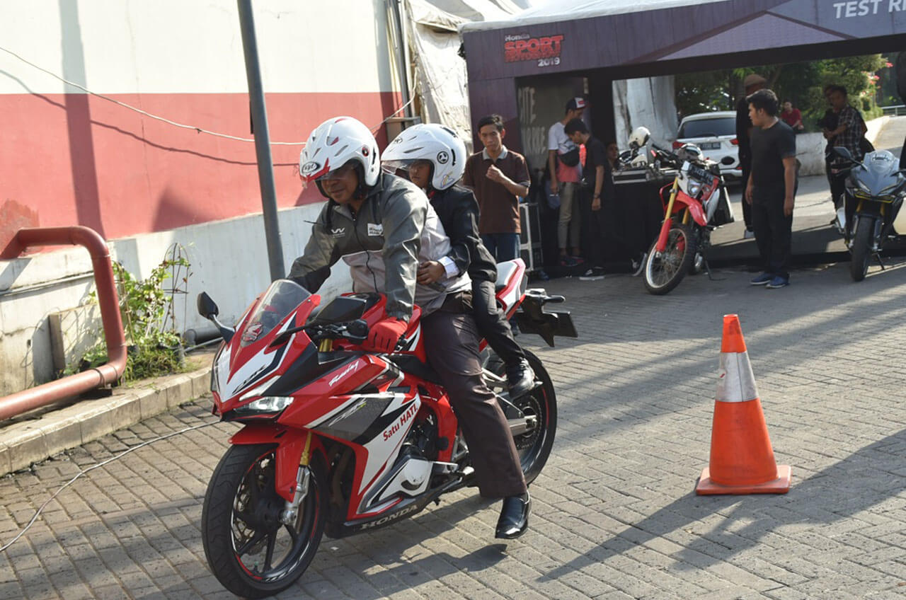 Jajaran Sport Honda, Pamer Diri Di Jakarta Timur