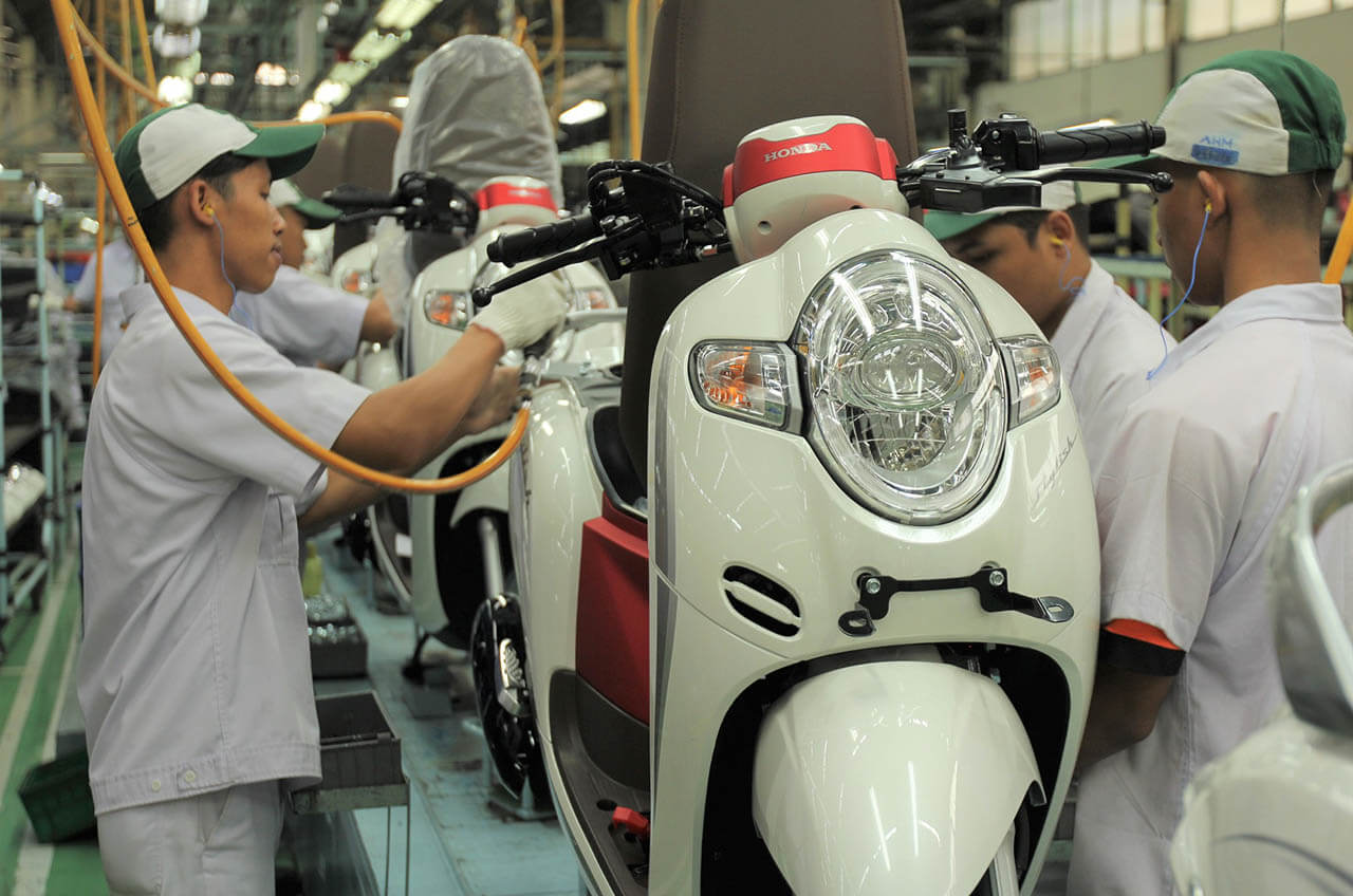 Honda Scoopy Merah Putih Mengaspal Di Indonesia