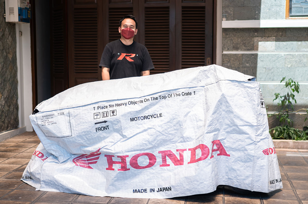 Wahana Honda Big Wing - Bikin Senyum Konsumen CBR1000R-R Fireblade SP