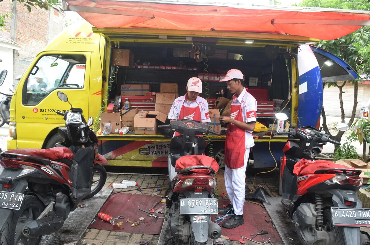 Sambut Hari Pers Nasional, Wahana Makmur Sejati Kembali Servis Gratis Motor Wartawan