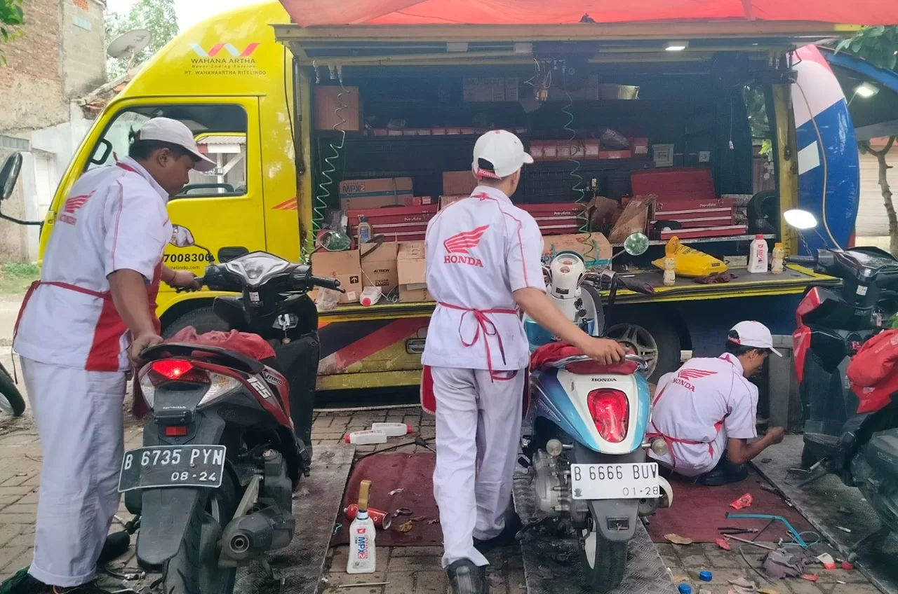 Sambut Hari Pers Nasional, Wahana Makmur Sejati Kembali Servis Gratis Motor Wartawan