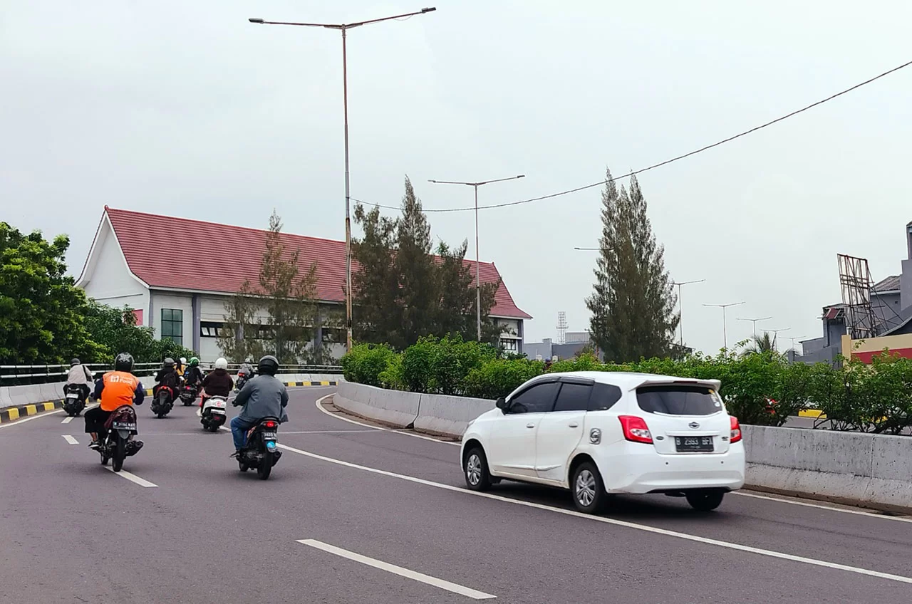 Defensive Riding, #Cari_Aman Berkendara Di Jalan