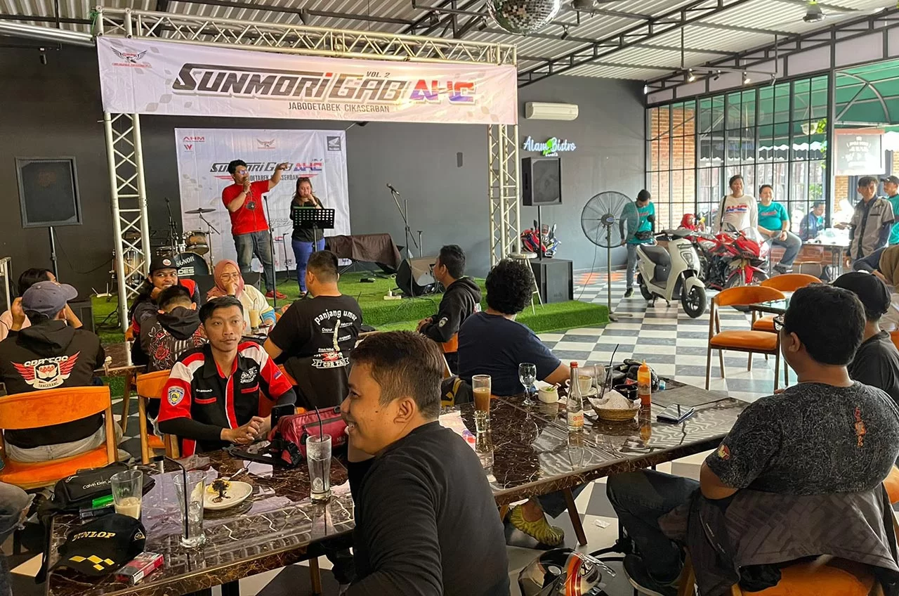 Kedepankan #Cari_Aman, Ratusan Anggota Klub Honda CBR Touring Dalam Kota