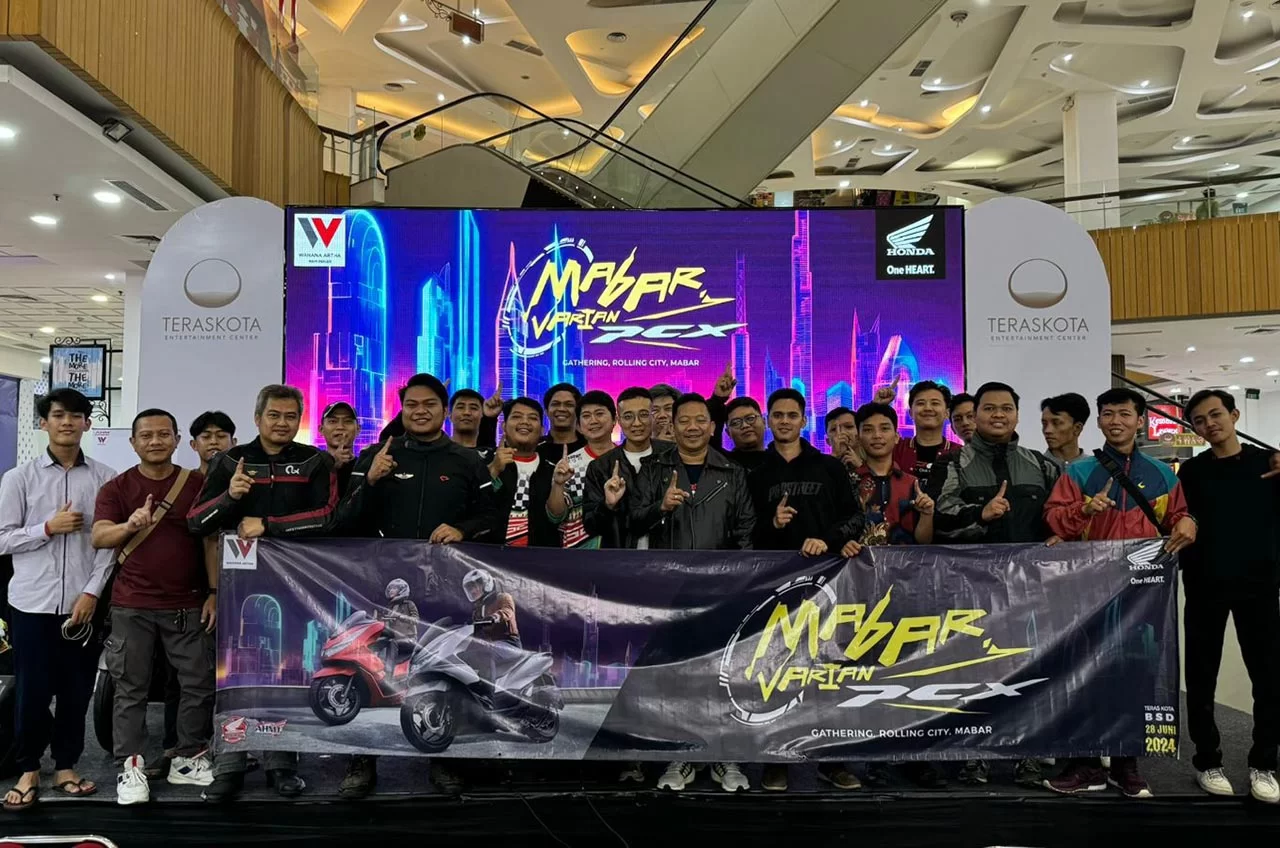 Sebarkan Gaya Hidup Santun Berkendara,  Awak Media Dan Anggota Komunitas Honda PCX160 Rolling City