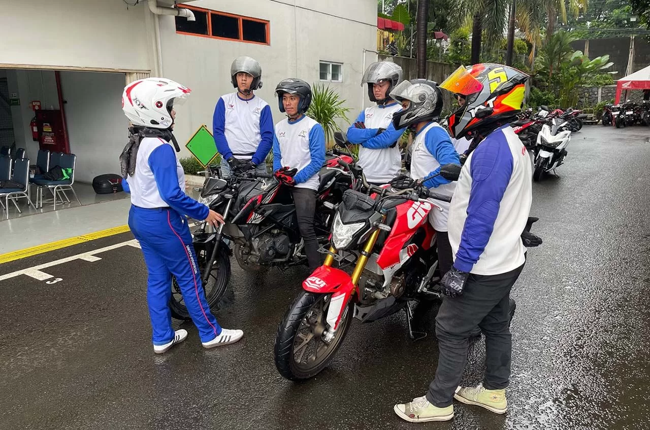 Wahana Tingkatkan Peran Komunitas Lewat Community Safety Riding Advisor #Cari_aman