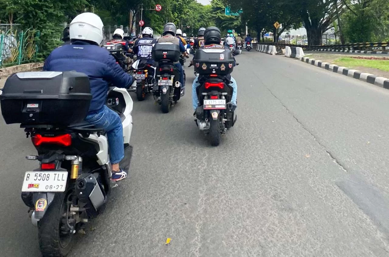 #Cari_aman Di Jalan: Waspadai Blind Spot Demi Keselamatan Berkendara