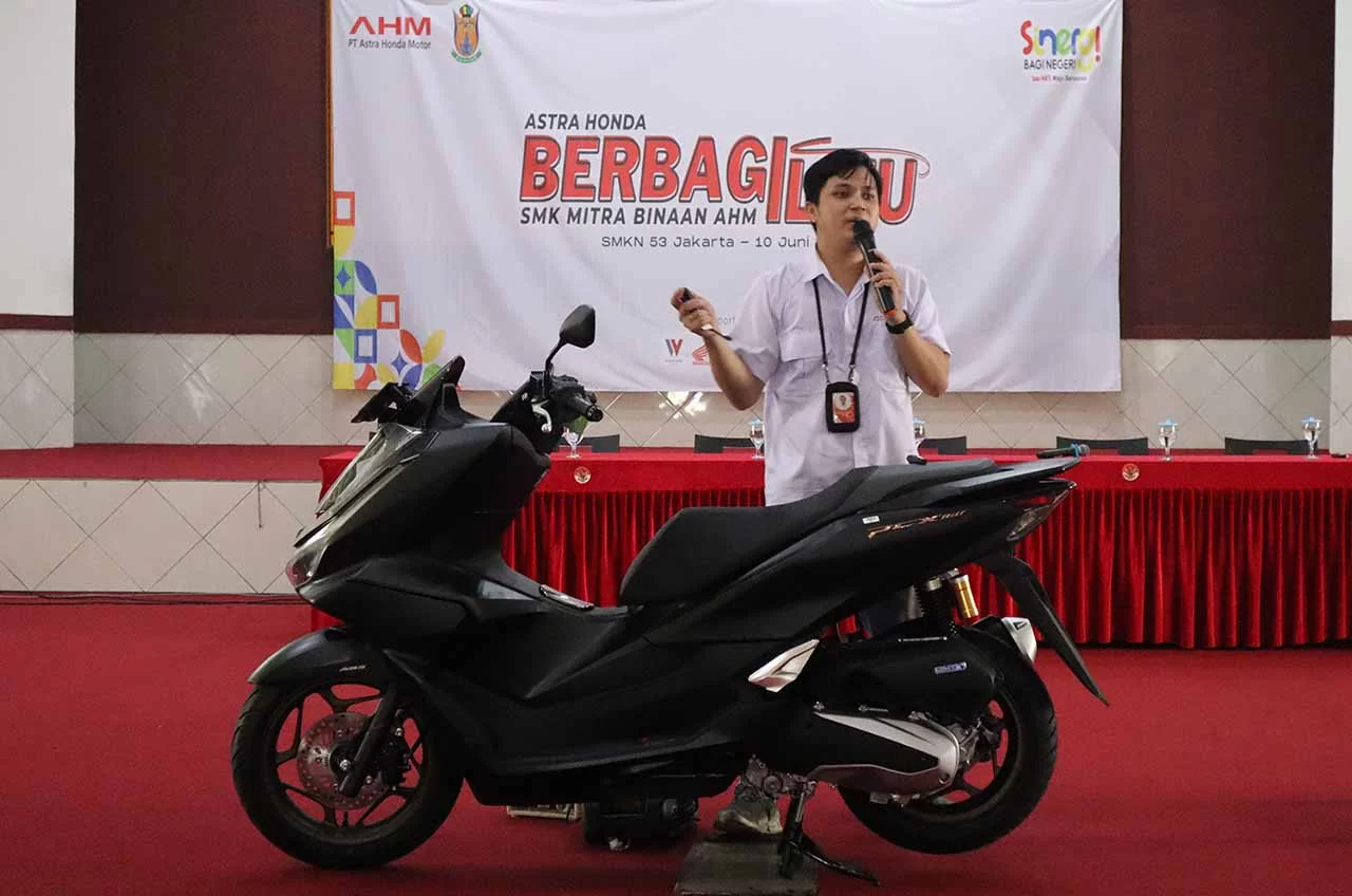 Komitmen Siapkan Generasi Muda Hadapi Tantangan Industri, Astra Honda Berbagi Ilmu Di SMKN 53 JKT