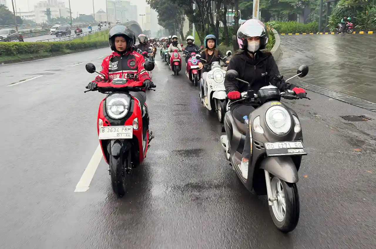 Member Komunitas Honda Matic Isi Akhir Pekan Dengan Rolling City Dan Nobar MotoGP Di JFK