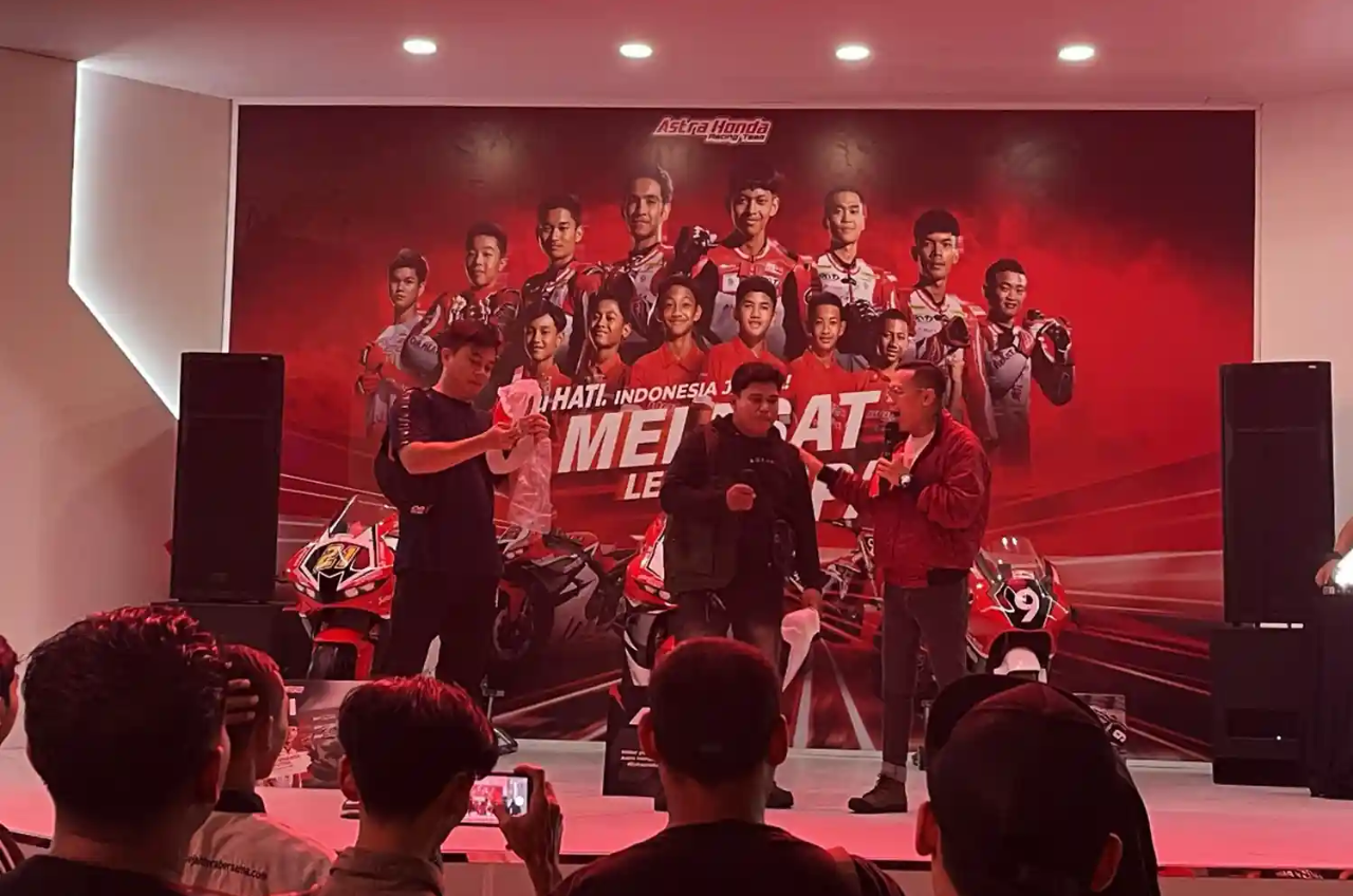 Member Komunitas Honda Matic Isi Akhir Pekan Dengan Rolling City Dan Nobar MotoGP Di JFK