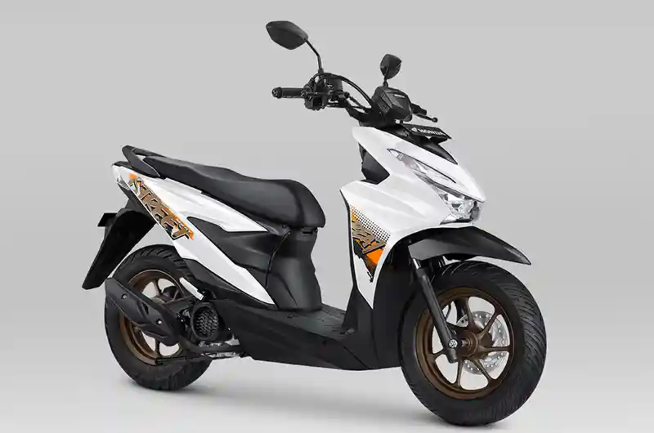 Skutik Terlaris Honda BeAT Dan Honda BeAT Street Tampil Dengan Warna Dan Striping Terbaru