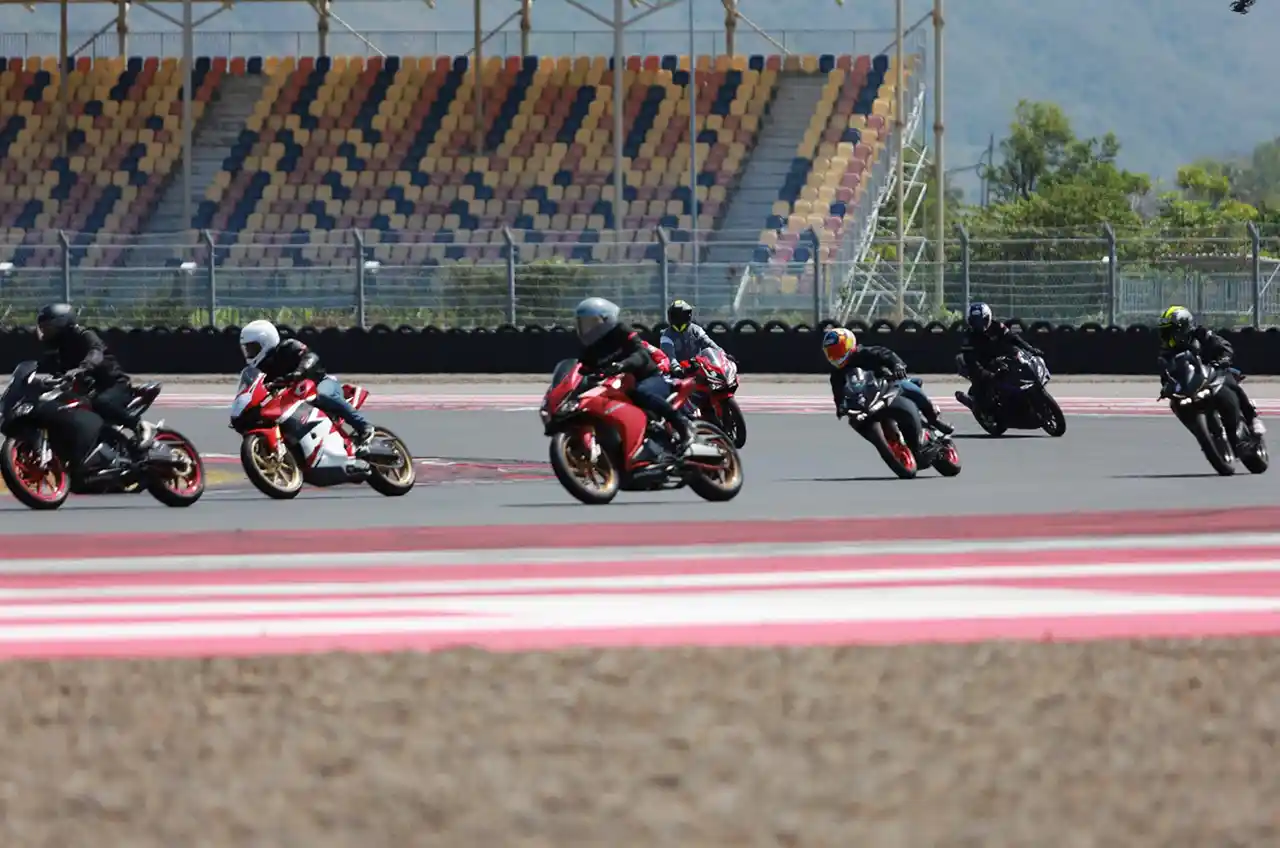 Honda Track Day Mandalika, Komunitas CBR Gathering Sambil Rasakan Kemegahan Sirkuit Balap