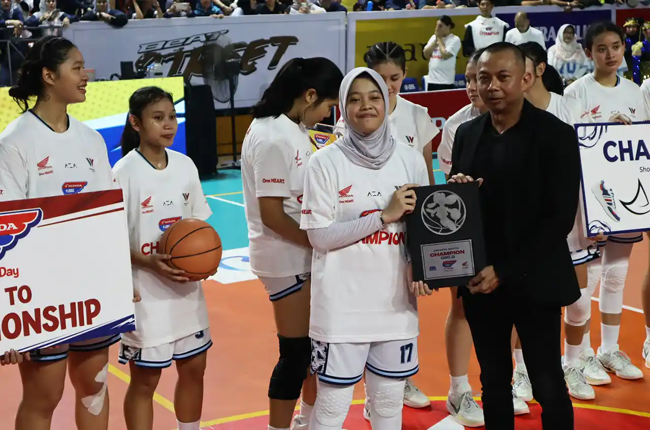 Honda DBL Jakarta Series South Region: SMAN 70 Pertahankan Gelar, Raffles Christian Juara Baru