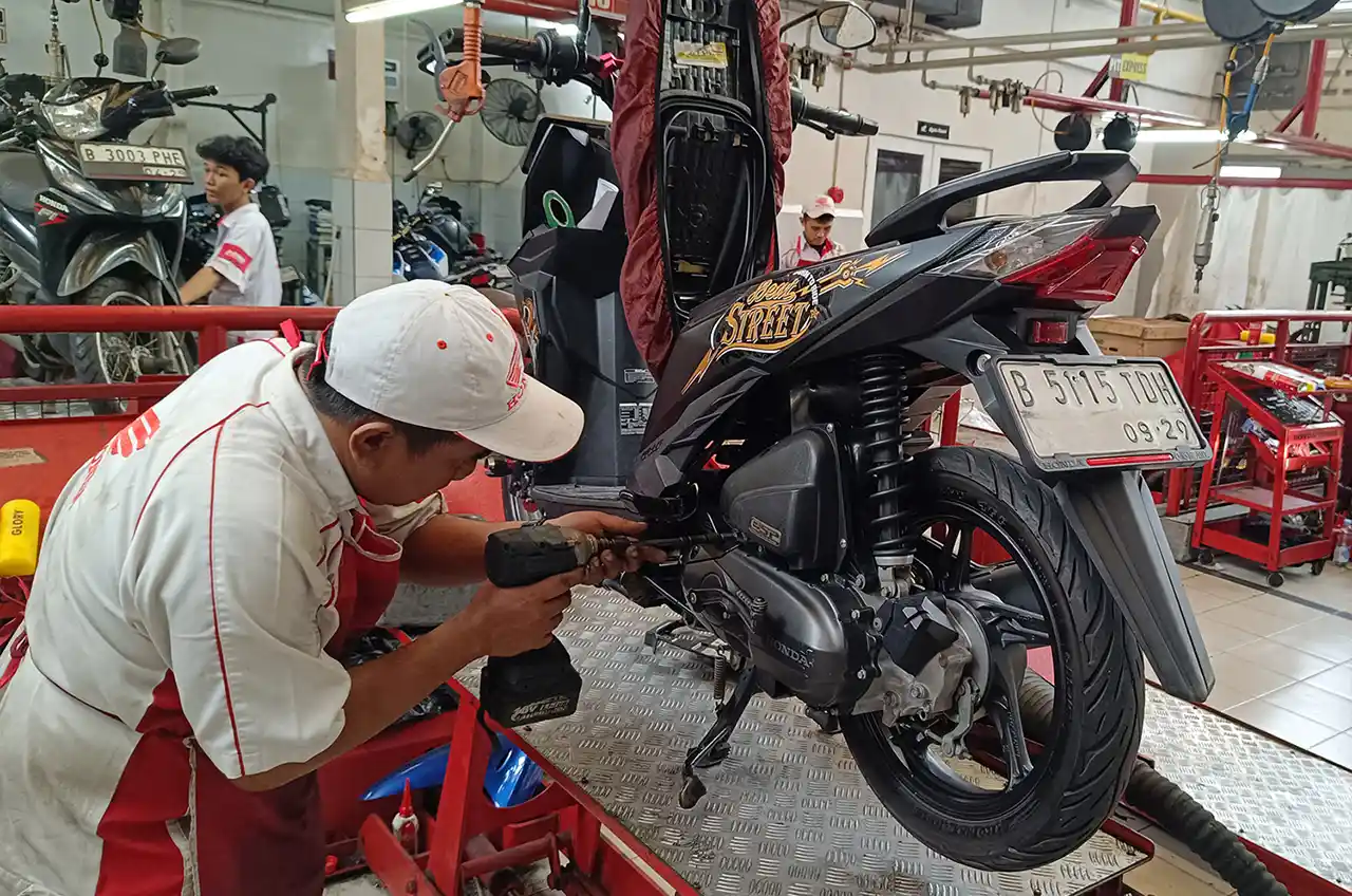 Promo Sumpah Pemuda AHASS: Diskon 20% Jasa Servis, Booking Via Aplikasi WANDA!
