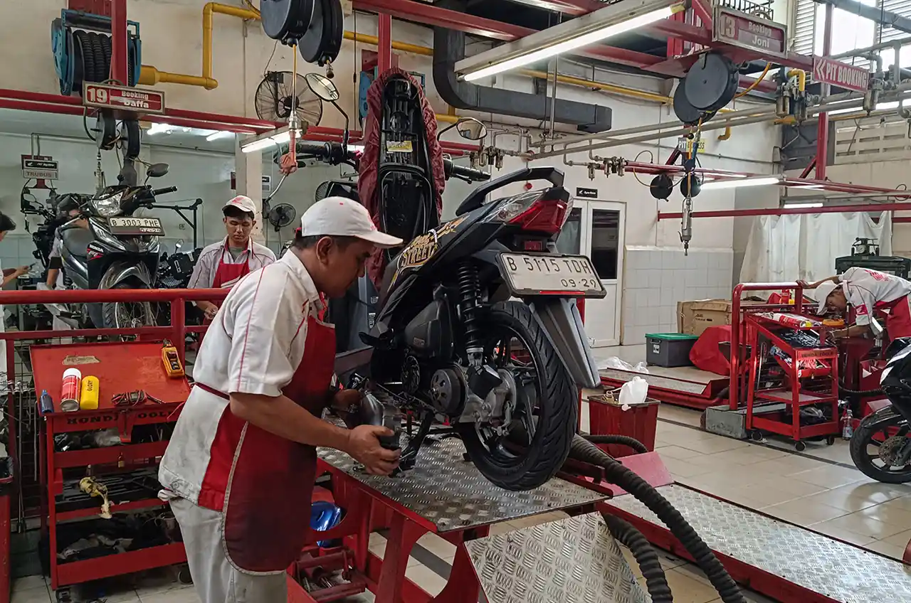 Promo Sumpah Pemuda AHASS: Diskon 20% Jasa Servis, Booking Via Aplikasi WANDA!