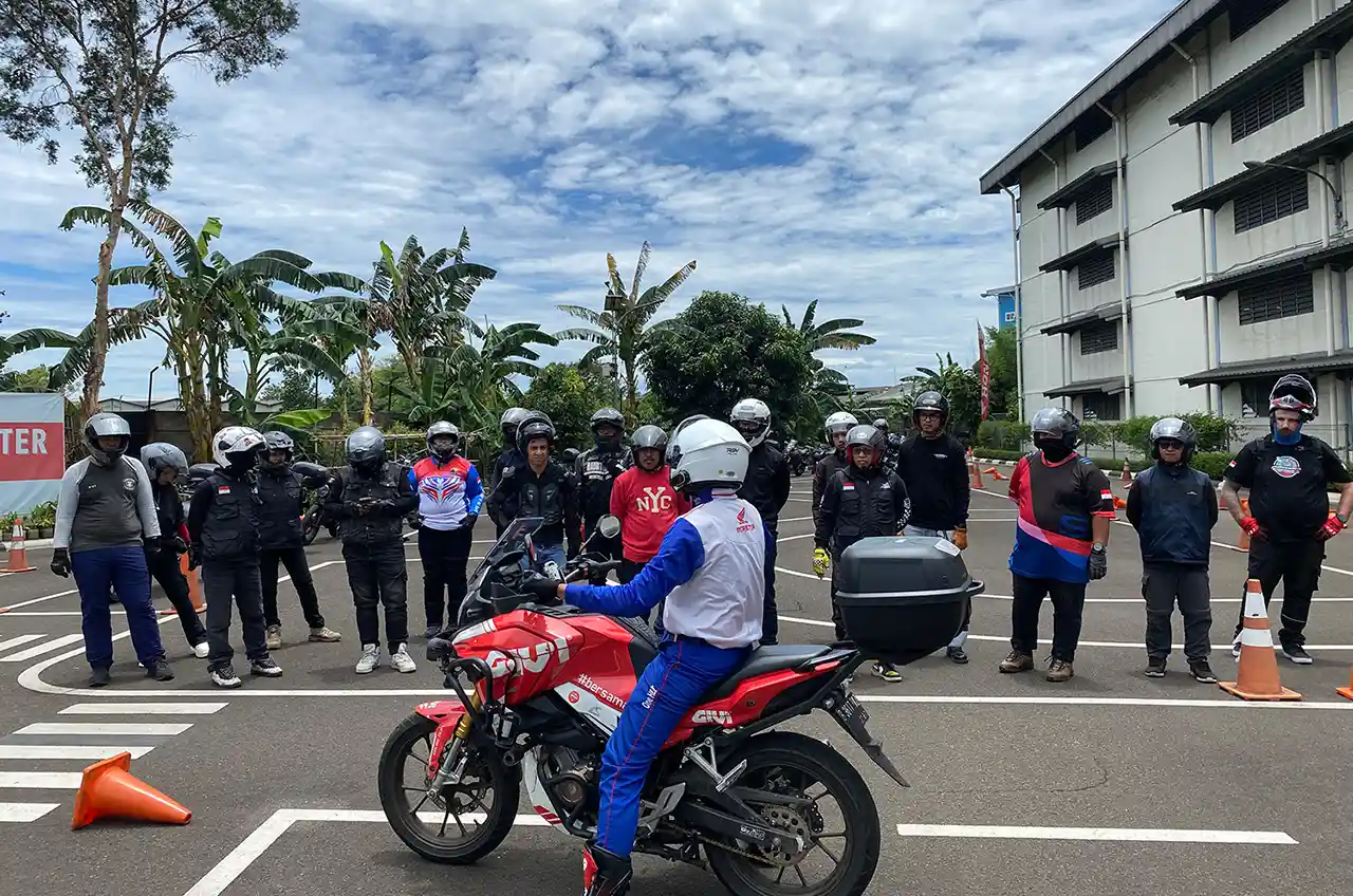 WMS Catat 17.327 Teredukasi #Cari_aman Sepanjang 2025 Untuk Wujudkan Safety Indonesia