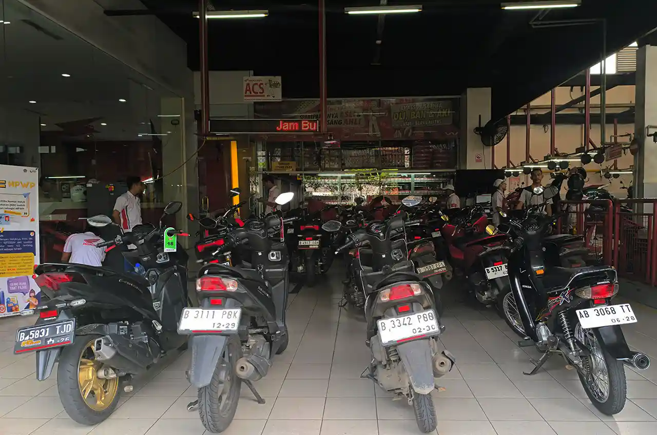 Dipercaya Jutaan Konsumen, 3,9 Juta Sepeda Motor Honda Terservis Di AHASS Jakarta - Tangerang