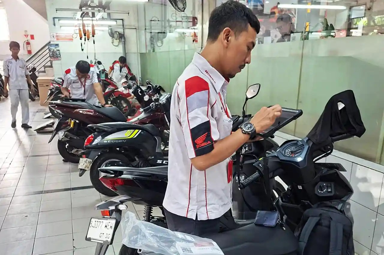 Dipercaya Jutaan Konsumen, 3,9 Juta Sepeda Motor Honda Terservis Di AHASS Jakarta - Tangerang