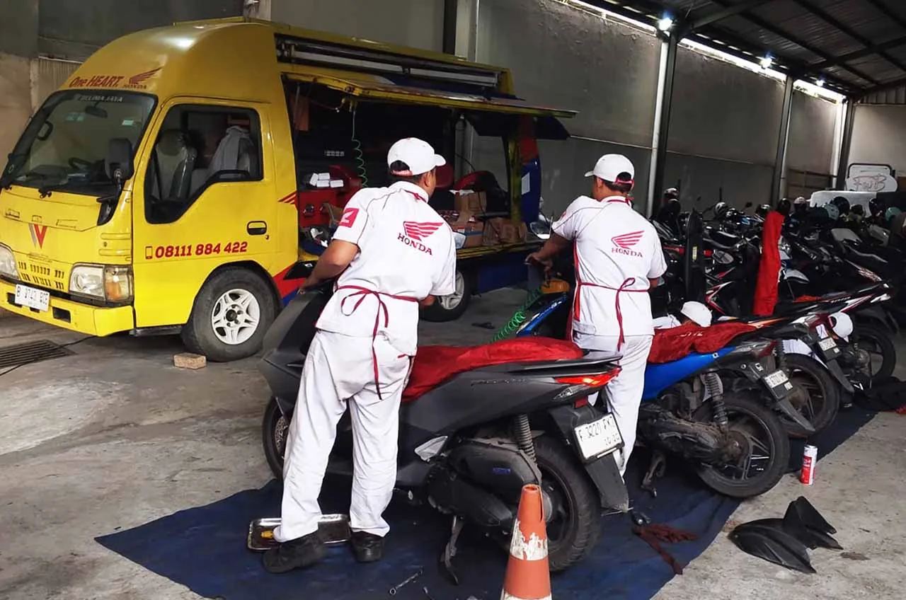 PT Wahana Makmur Sejati Dukung Mobilitas Insan Pers Lewat Layanan Servis Motor Keliling (SEMOK)