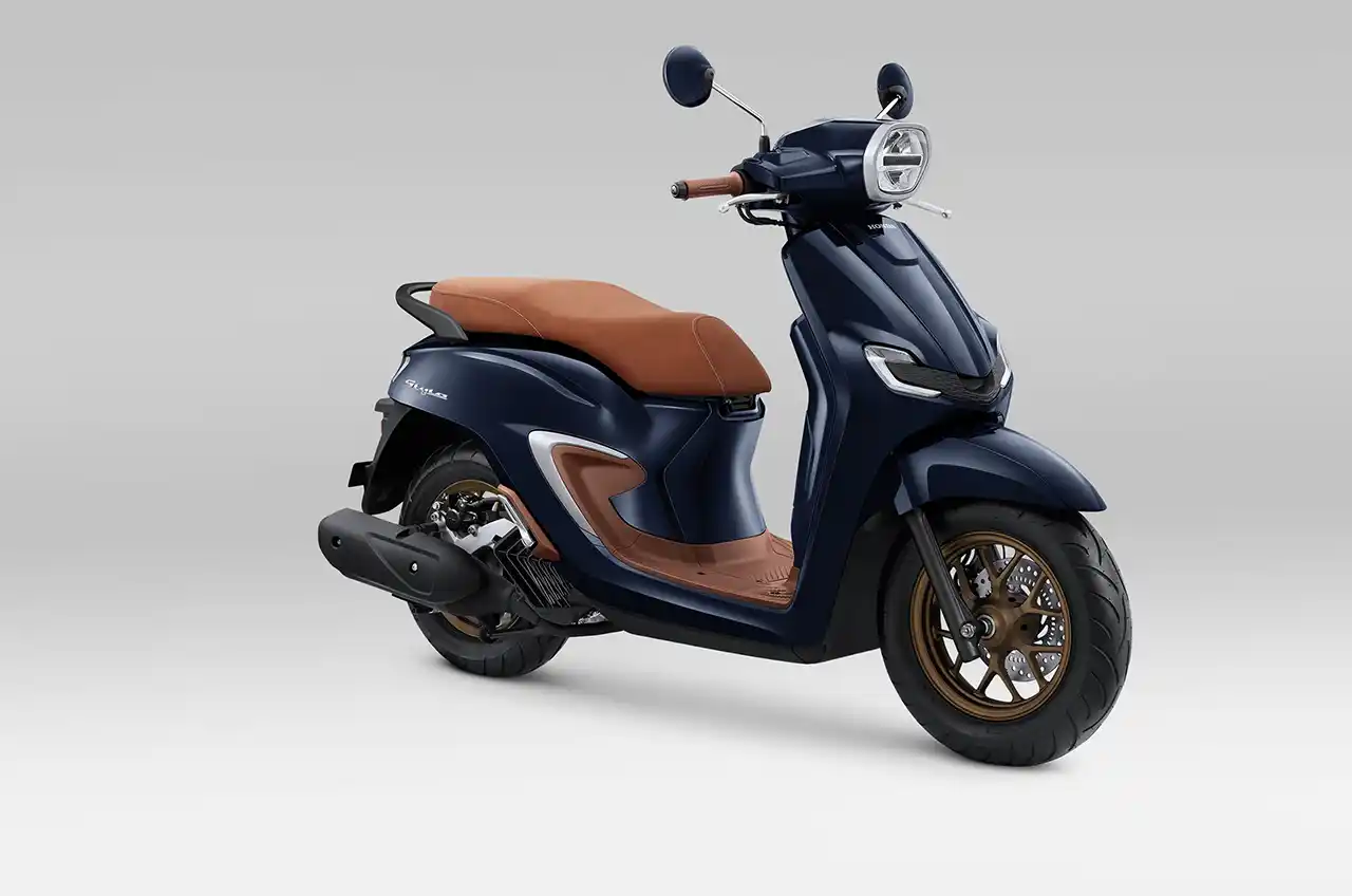 Semakin Mewah Dan Retro, New Honda Stylo 160 Hadir Dengan Warna Spesial Burgundy