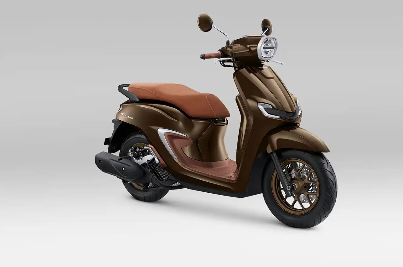 Semakin Mewah Dan Retro, New Honda Stylo 160 Hadir Dengan Warna Spesial Burgundy