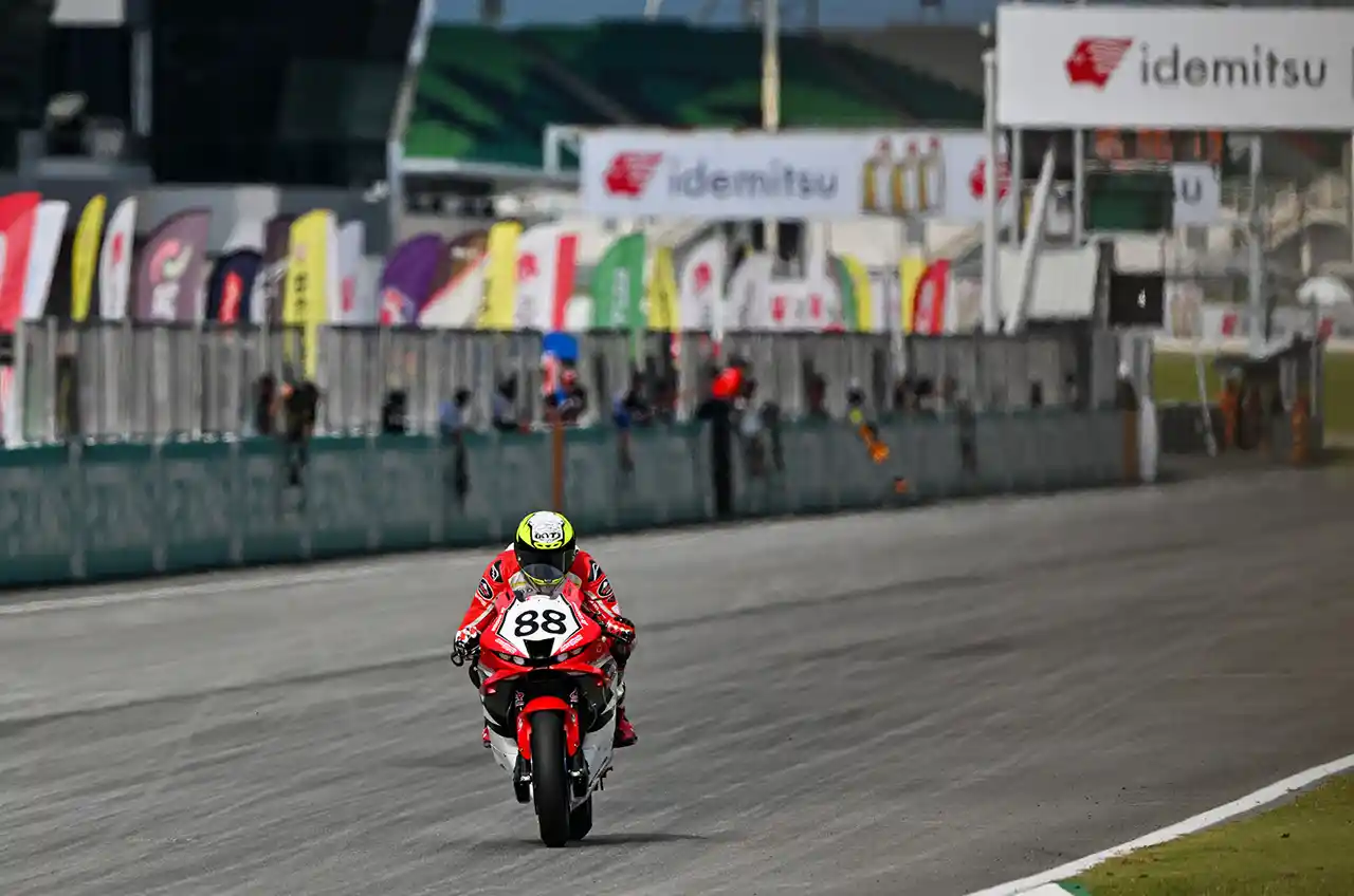 Astra Honda Tampil Menjanjikan Di ARRC Sepang