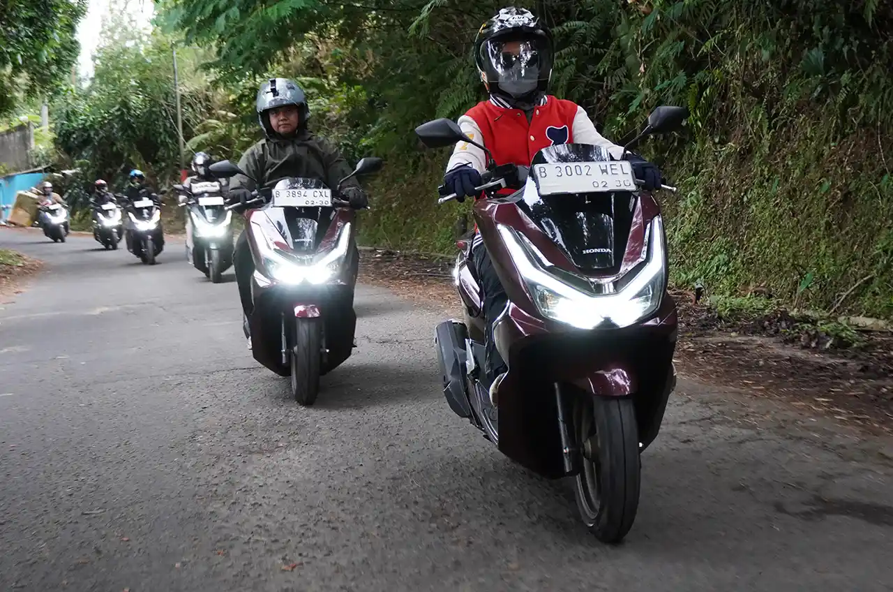 Ban Besar Bikin Tampilan Motor Gagah? Kenali Risiko Tersembunyi Yang Bisa Mengancam Keselamatan