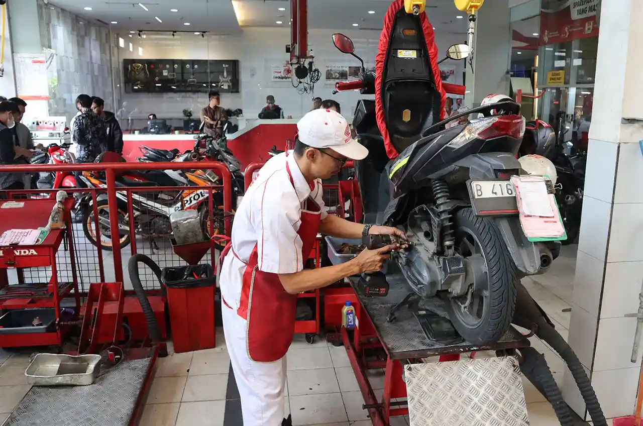 Bulan April Waktunya Motor Matic Servis, Ada Spesial Promo Kartini Di AHASS Jakarta - Tangerang