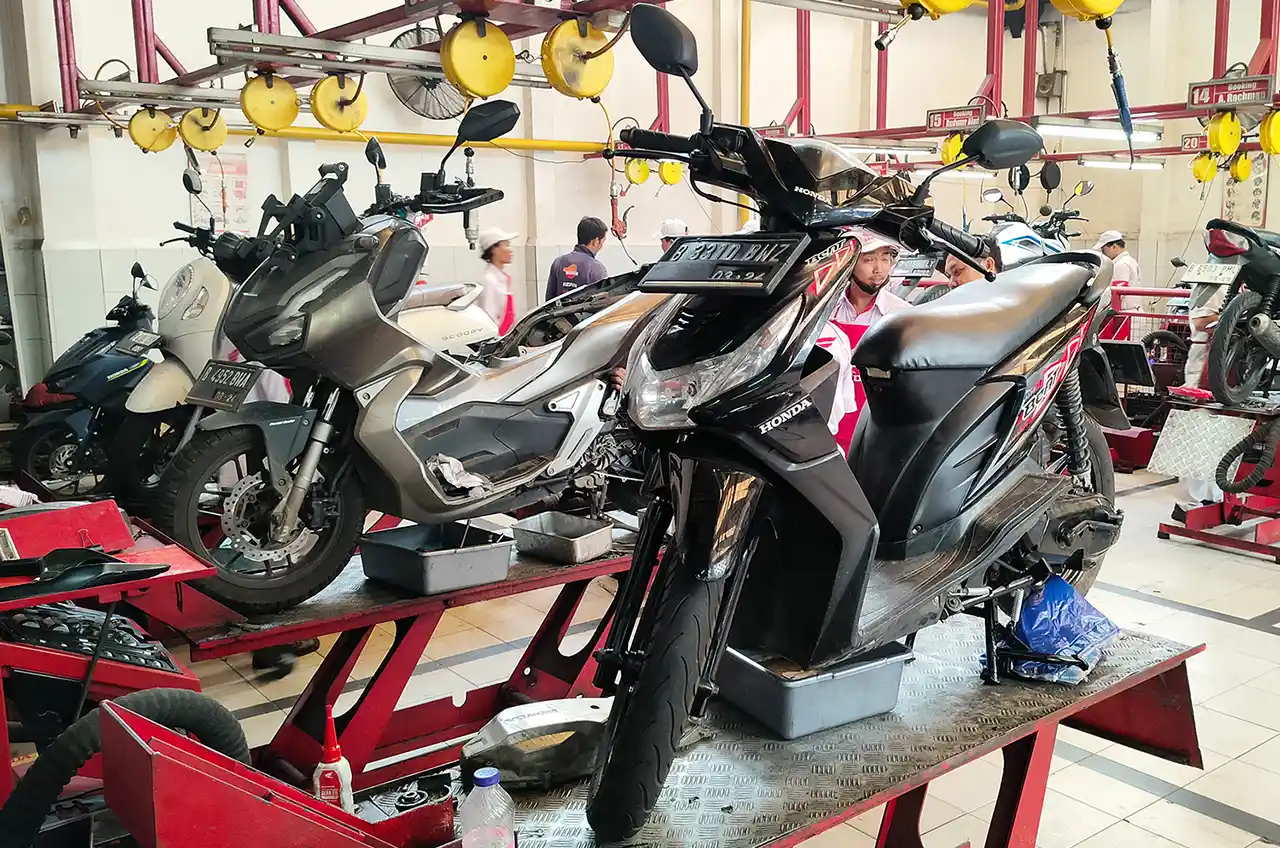 Bulan April Waktunya Motor Matic Servis, Ada Spesial Promo Kartini Di AHASS Jakarta - Tangerang