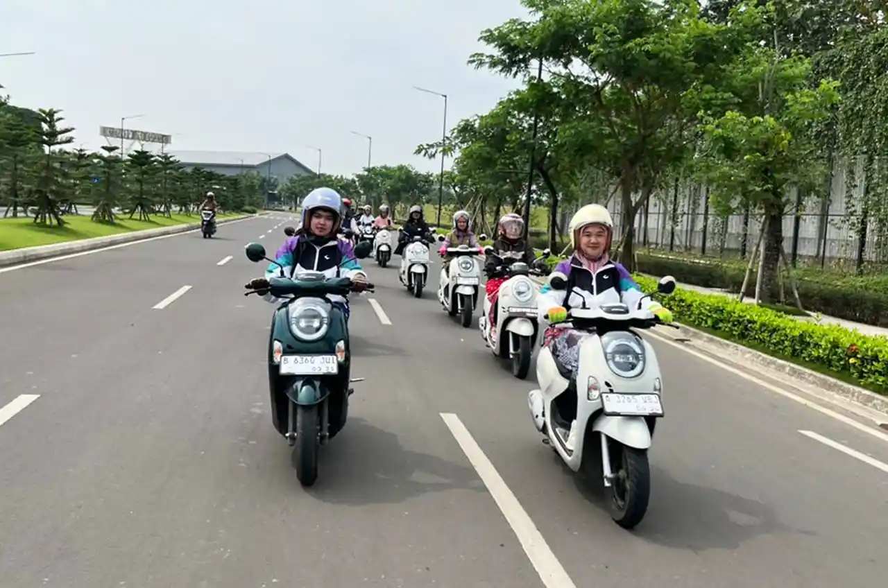Semangat Kartini Di Jalan: Edukasi ‘Zen On Wheels’ Perkuat Kesadaran Berkendara Aman Bagi Perempuan