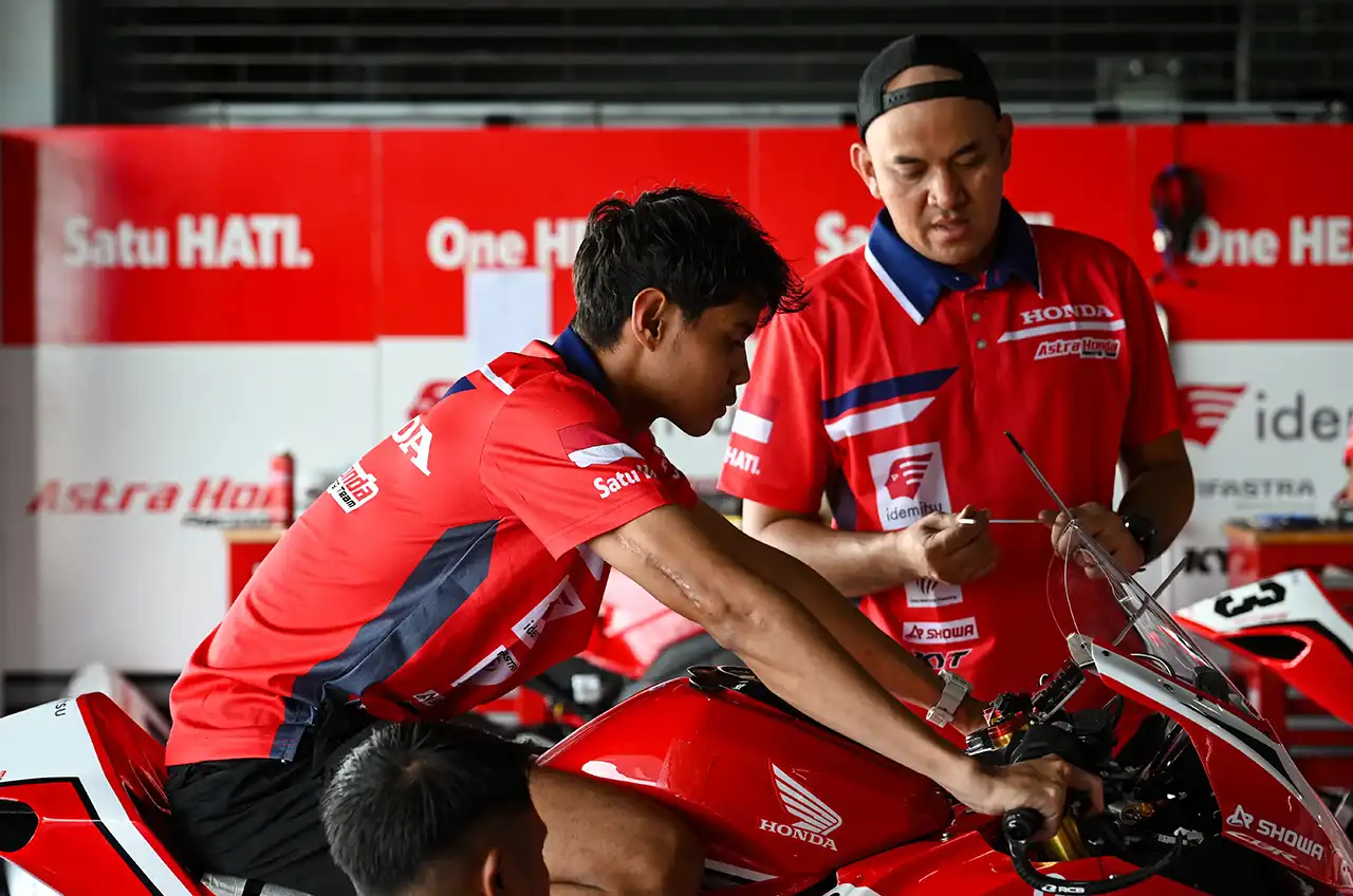 Astra Honda Racing Team Incar Hasil Maksimal Di ARRC Buriram