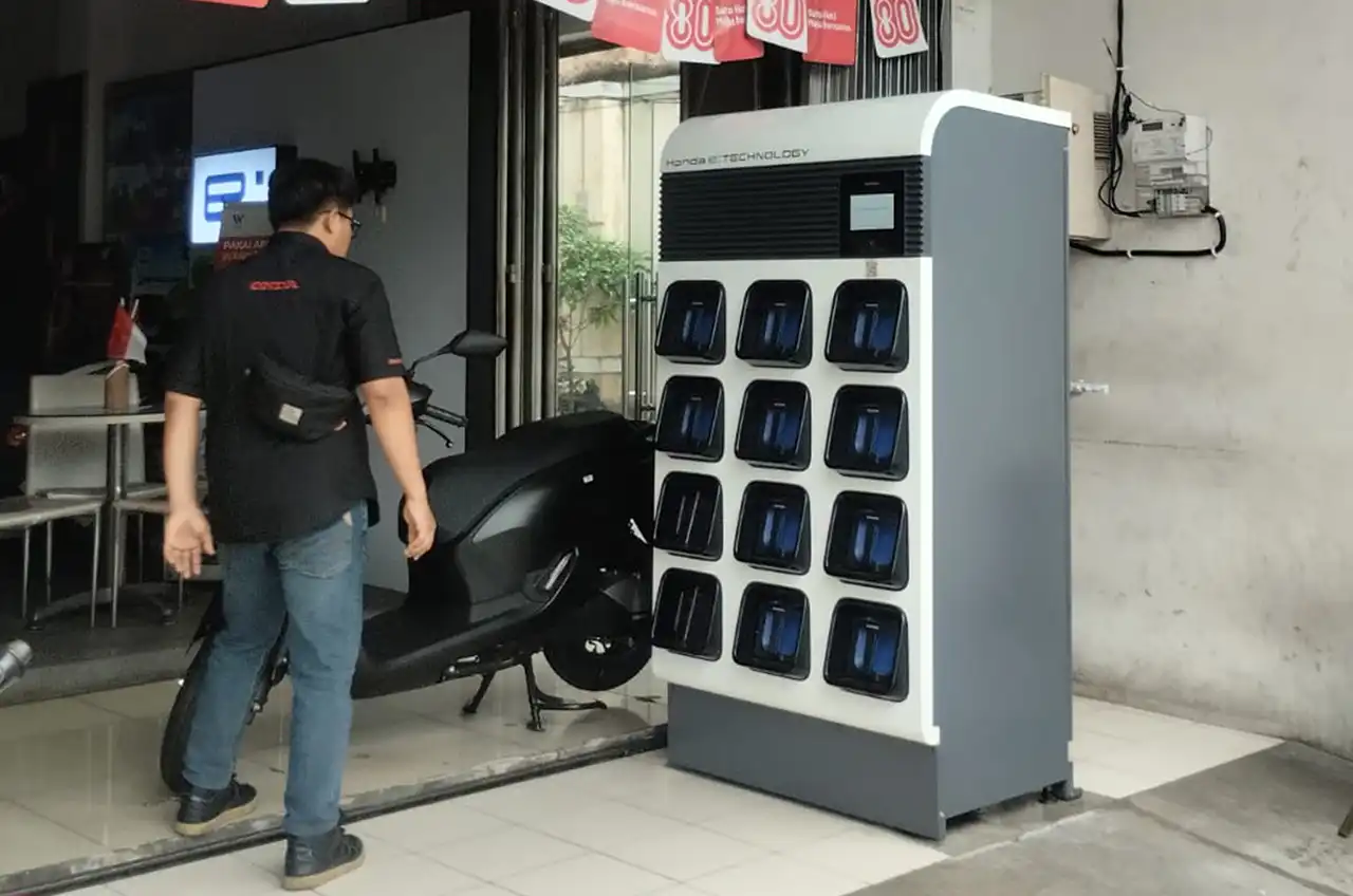 Praktis Dan Ramah Lingkungan, Simak Tips Aman Menggunakan Sepeda Motor Listrik Honda