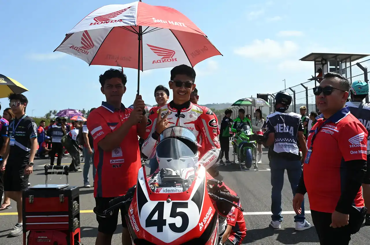 Astra Honda Raih Poin Penting Di Race 1 ARRC Mandalika