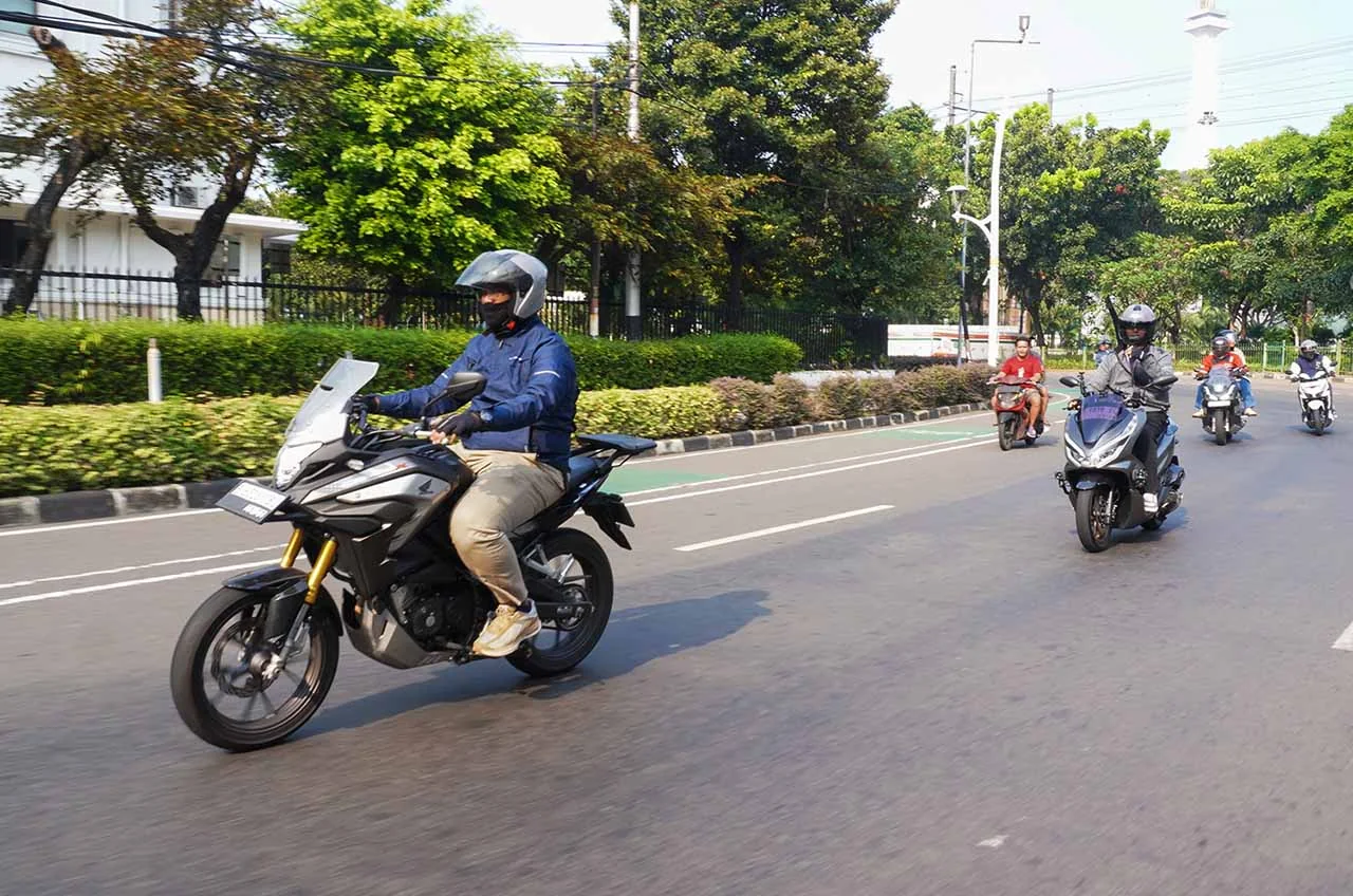 Tetap #Cari_Aman Di Tengah Kemacetan, WMS Bagikan Lima Tips Berkendara Aman Untuk Pengguna Jalan