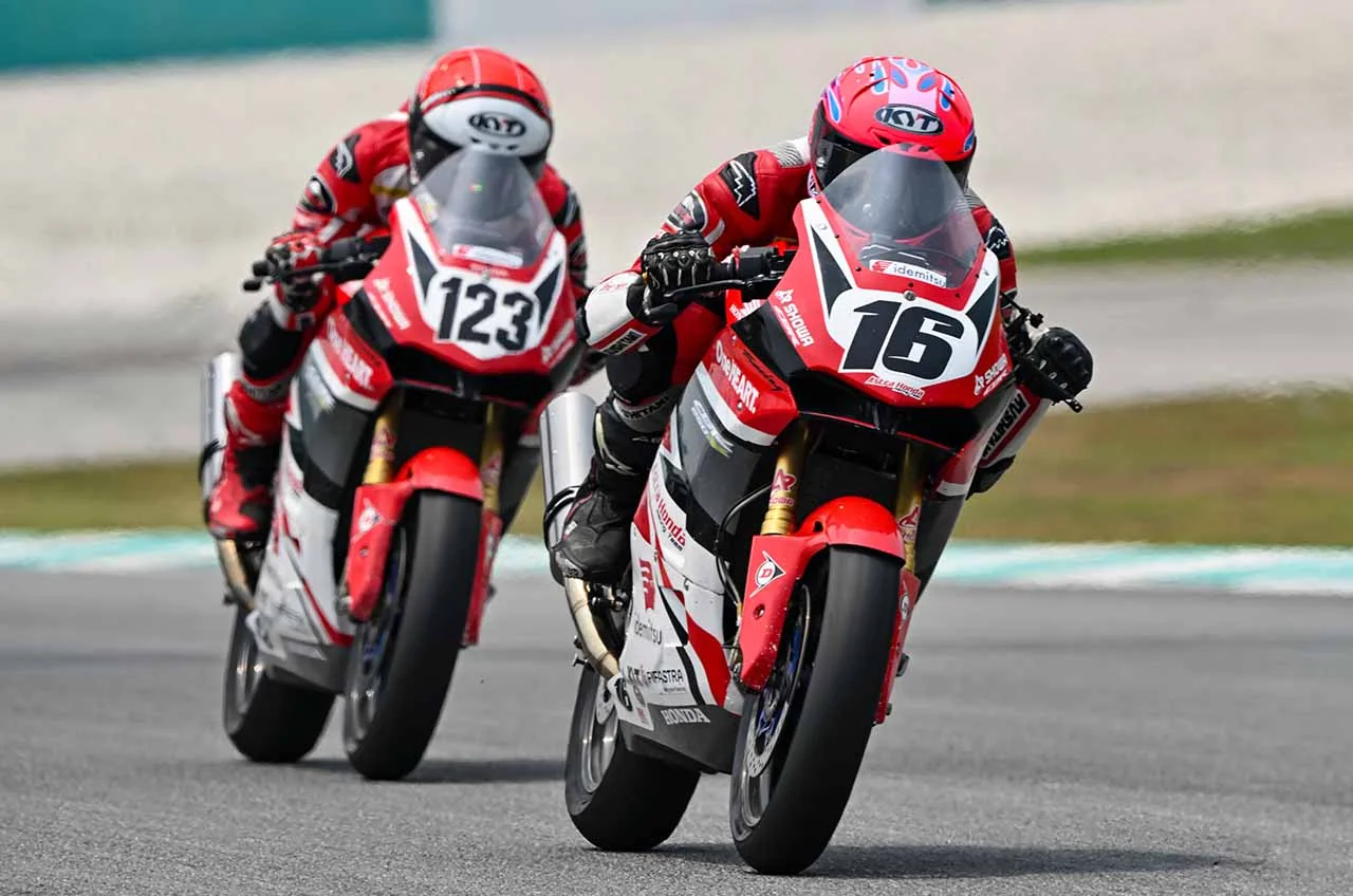 Berjuang Gigih, Astra Honda Amankan Puncak Klasemen Tim AP250