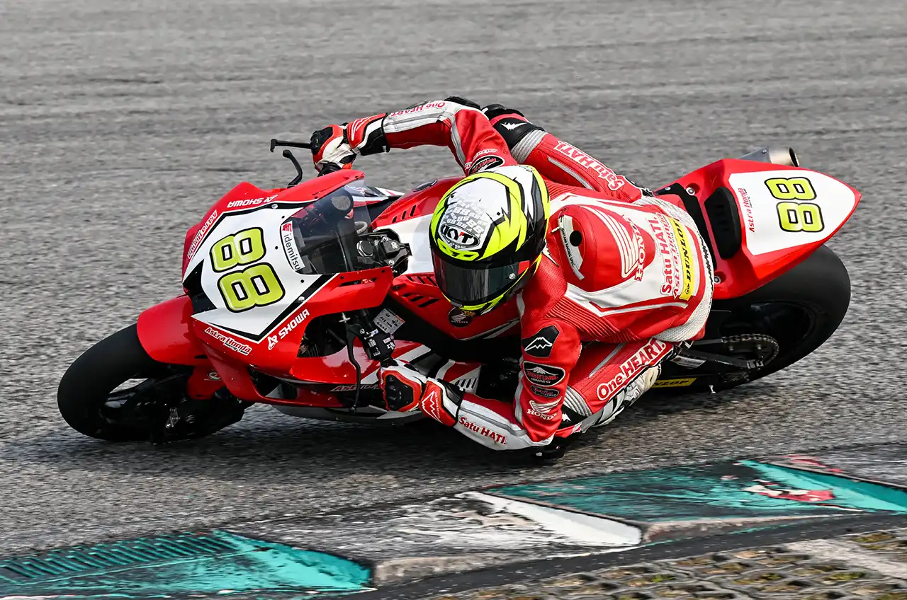 Berjuang Gigih, Astra Honda Amankan Puncak Klasemen Tim AP250