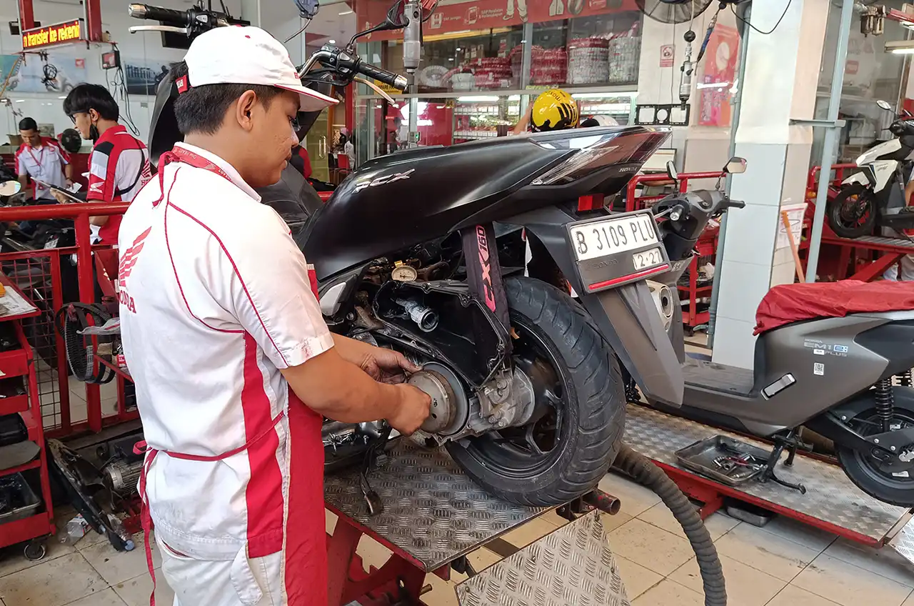 Promo Harpelnas Servis Motor Honda, Dapatkan Diskon Jasa 20 Persen Di 284 AHASS Jakarta - Tangerang