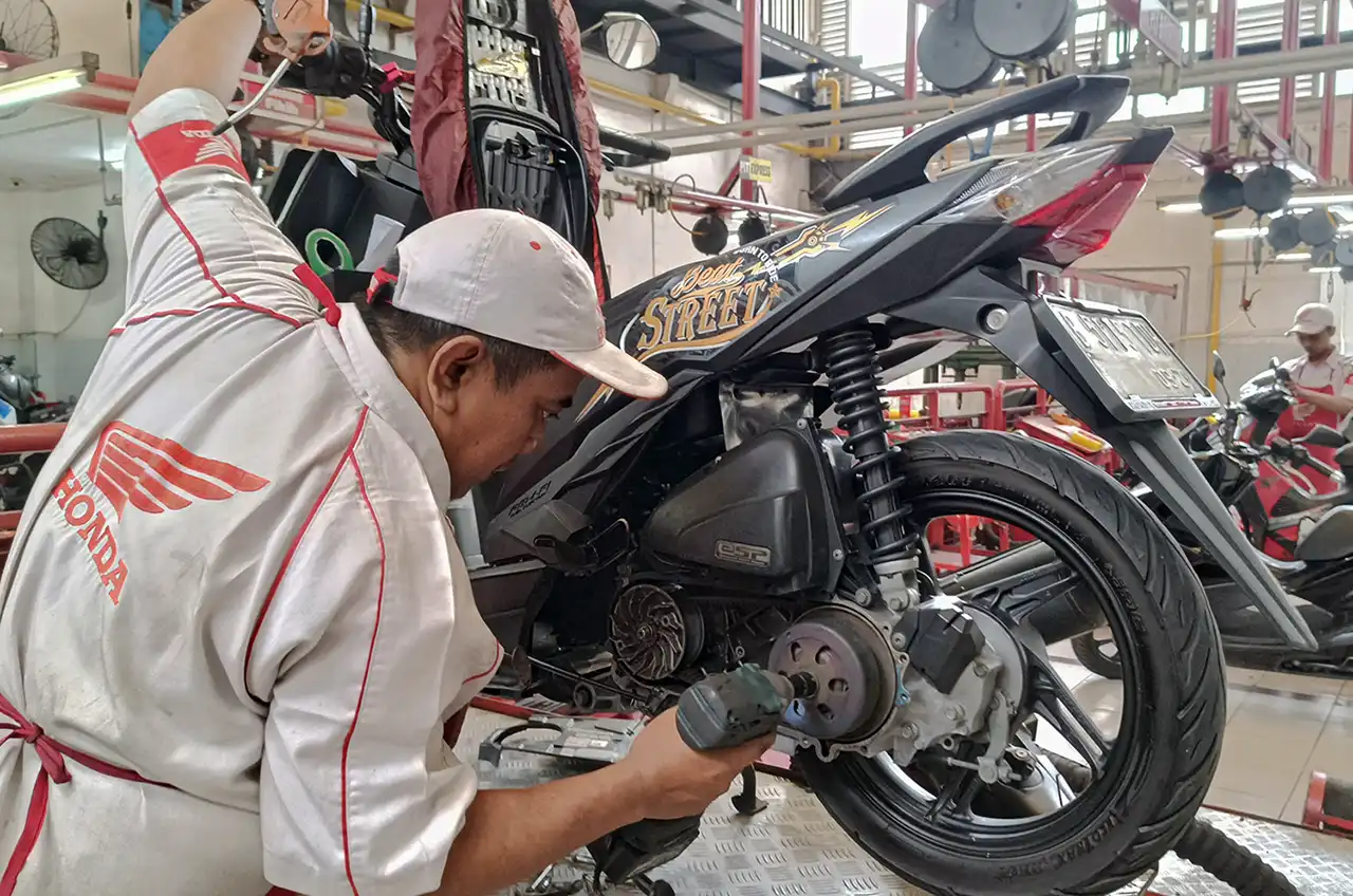 Jangan Tunggu V-Belt Putus, PT Wahana Makmur Sejati Ajak Pengendara Kenali Gejala Kerusakan CVT